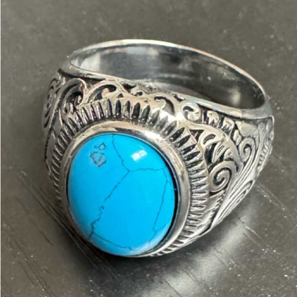 Intricate Silver Ring with Turquoise Blue Stone